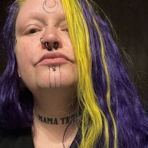 Meet your Posher, Manda